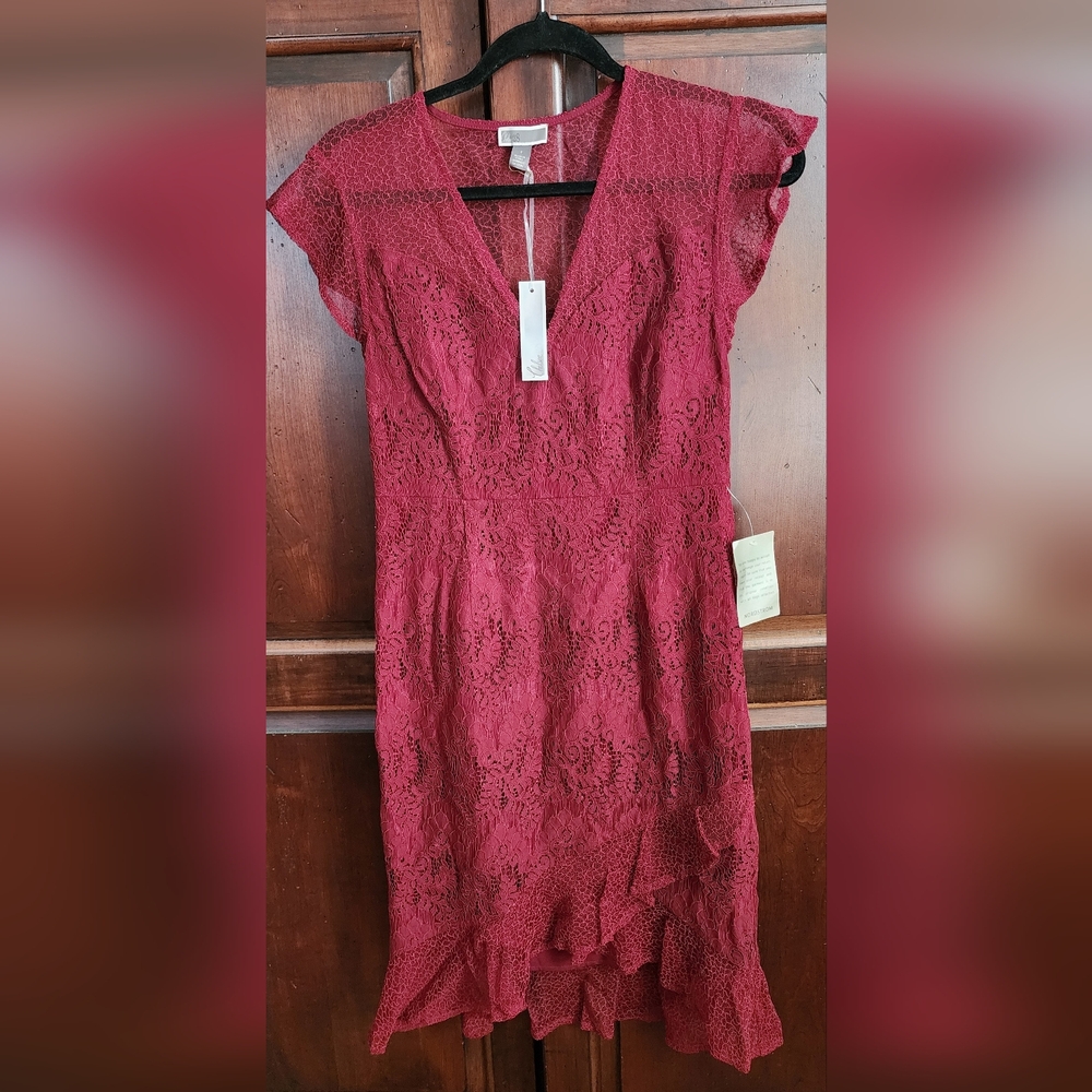Chelsea28 Nordstrom Red Grape/Burgundy Lace Midi Dress. NWT.